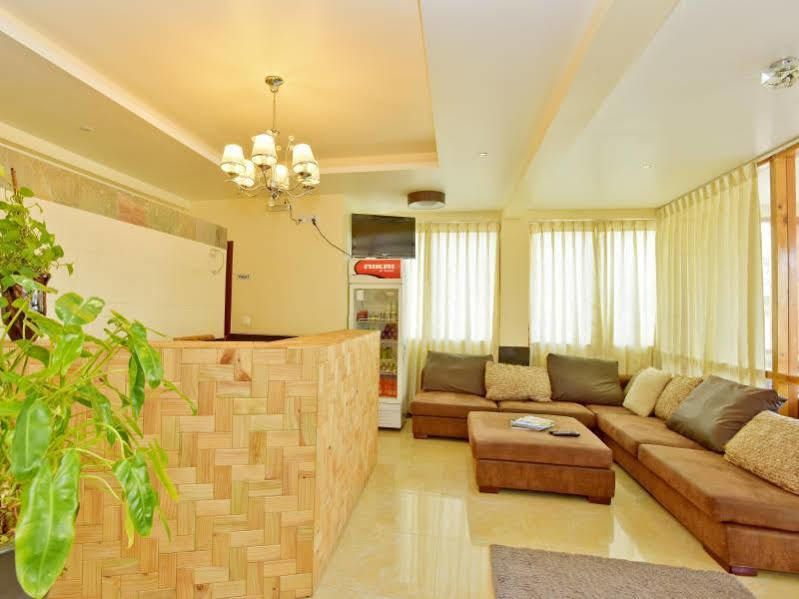 Crystal Beach Inn Мале Екстериор снимка